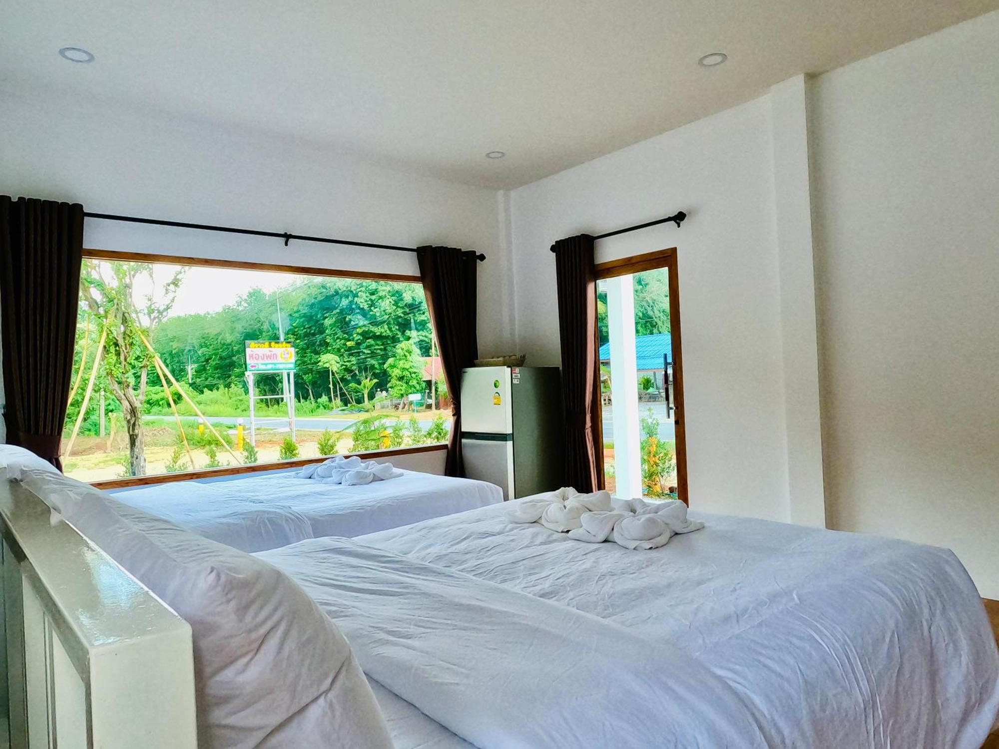 Suanvadee Resort สวนวดี รีสอร์ท Don Sak エクステリア 写真