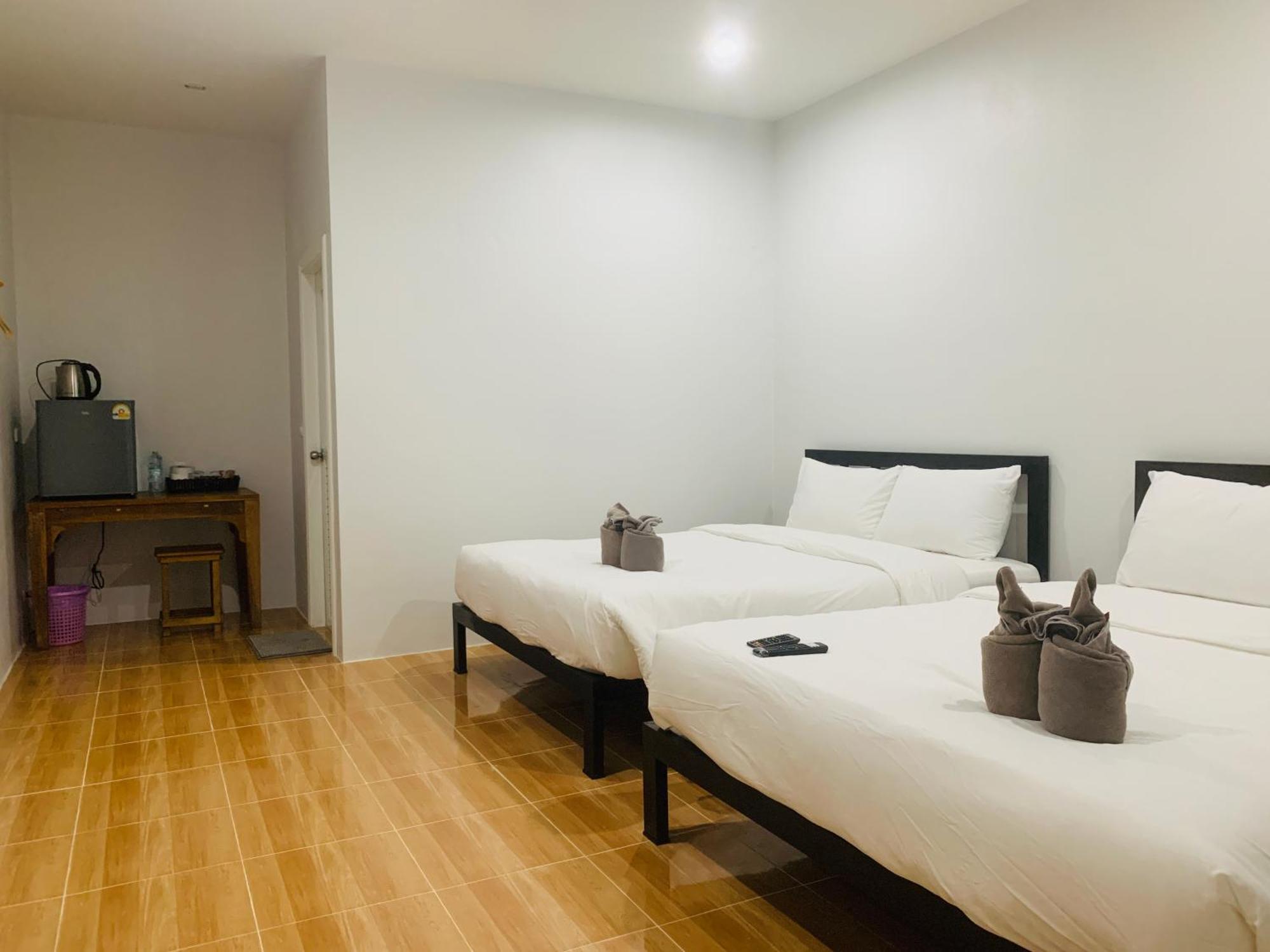 Suanvadee Resort สวนวดี รีสอร์ท Don Sak エクステリア 写真